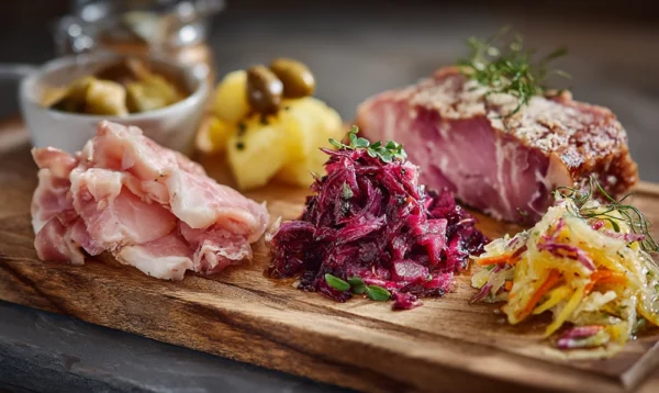 Plats traditionnels français illustrant les aliments en J