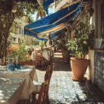 Terrasse du restaurant Büma à Nice, ambiance méditerranéenne et cuisine de produits frais