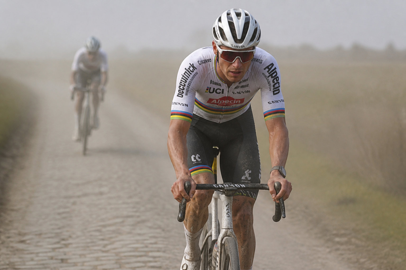 Paris Roubaix 2025 : le triplé historique de Mathieu van der Poel